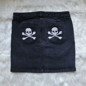 Black Skull Print Denim Skirt